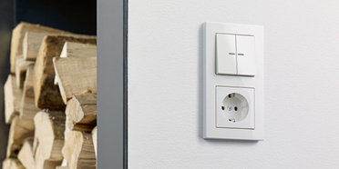 JUNG KNX Taster F 10 bei Elektro Haag in Niederwerrn